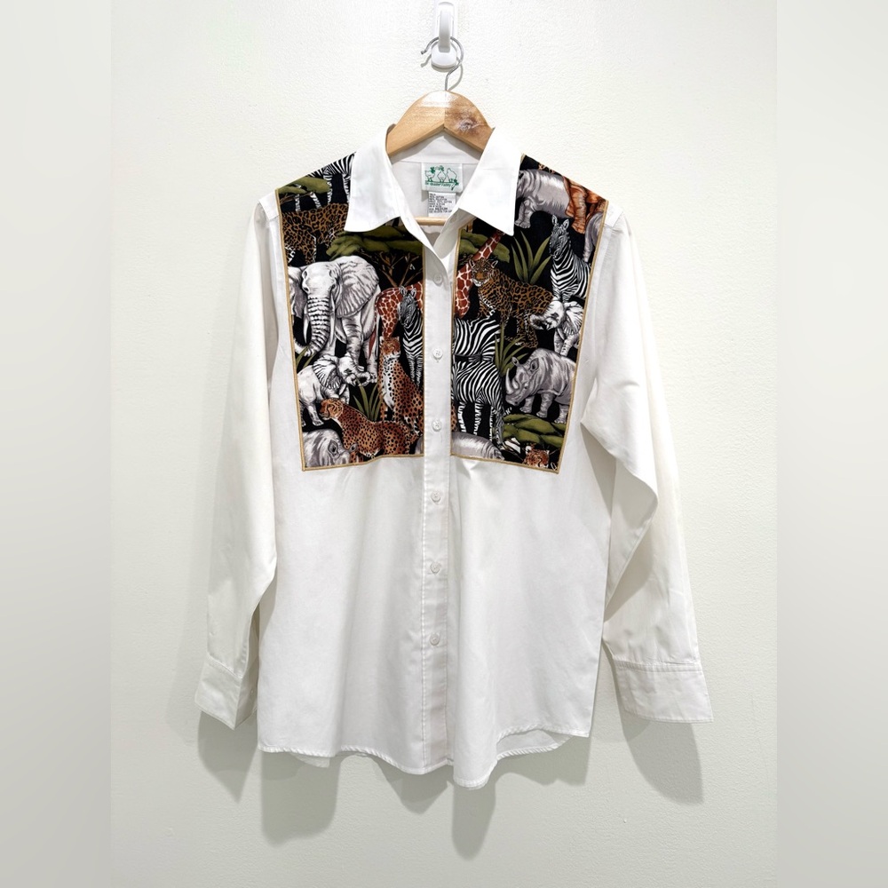 Quicker Factory Women’s White Cotton Animal Print Button-Up Art-To-Wear Shirt M